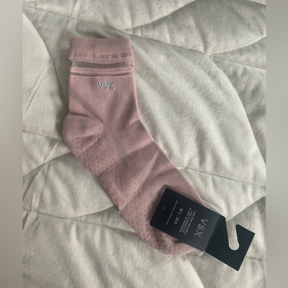 NWT Victoria's Secret VSX Pilates Sock - Picture 2 of 7
